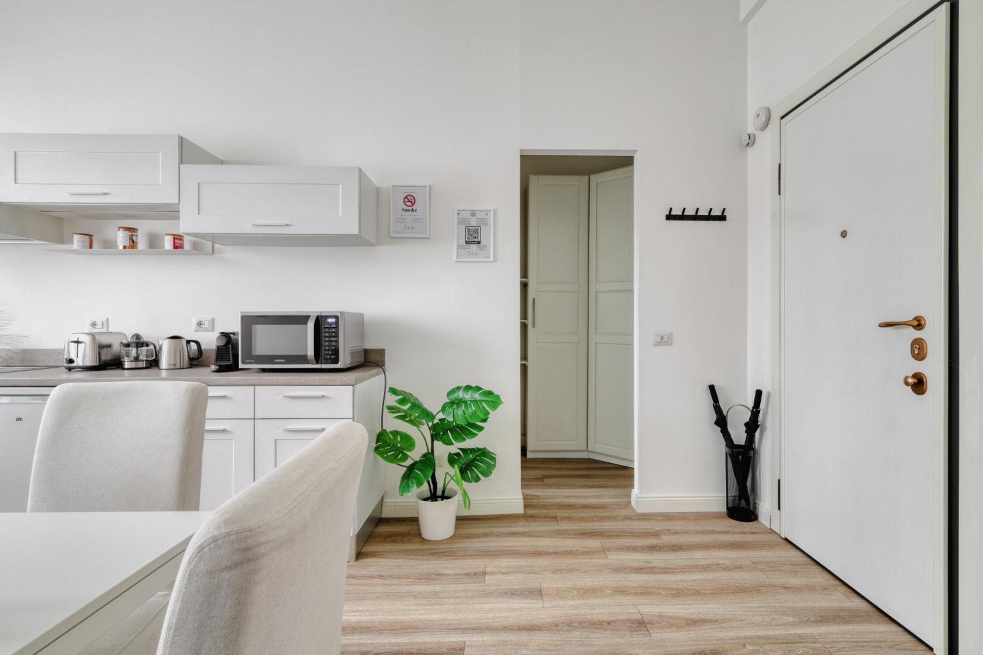 Oasis Suite - Subway 50 Meters Just 5 Minutes From Duomo Milan Extérieur photo