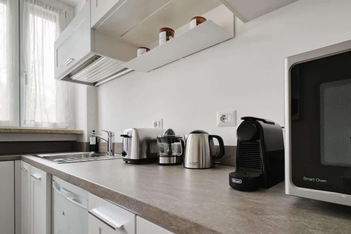 Oasis Suite - Subway 50 Meters Just 5 Minutes From Duomo Milan Extérieur photo