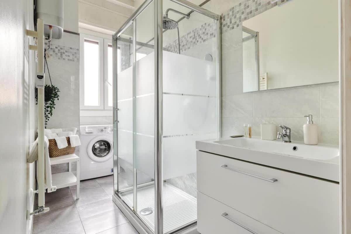 Oasis Suite - Subway 50 Meters Just 5 Minutes From Duomo Milan Extérieur photo